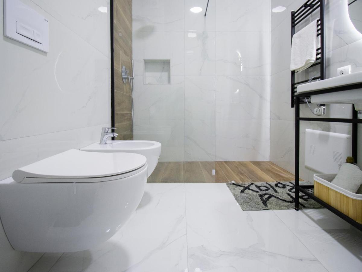 Luxury Rooftop 23 Tirana Exterior foto