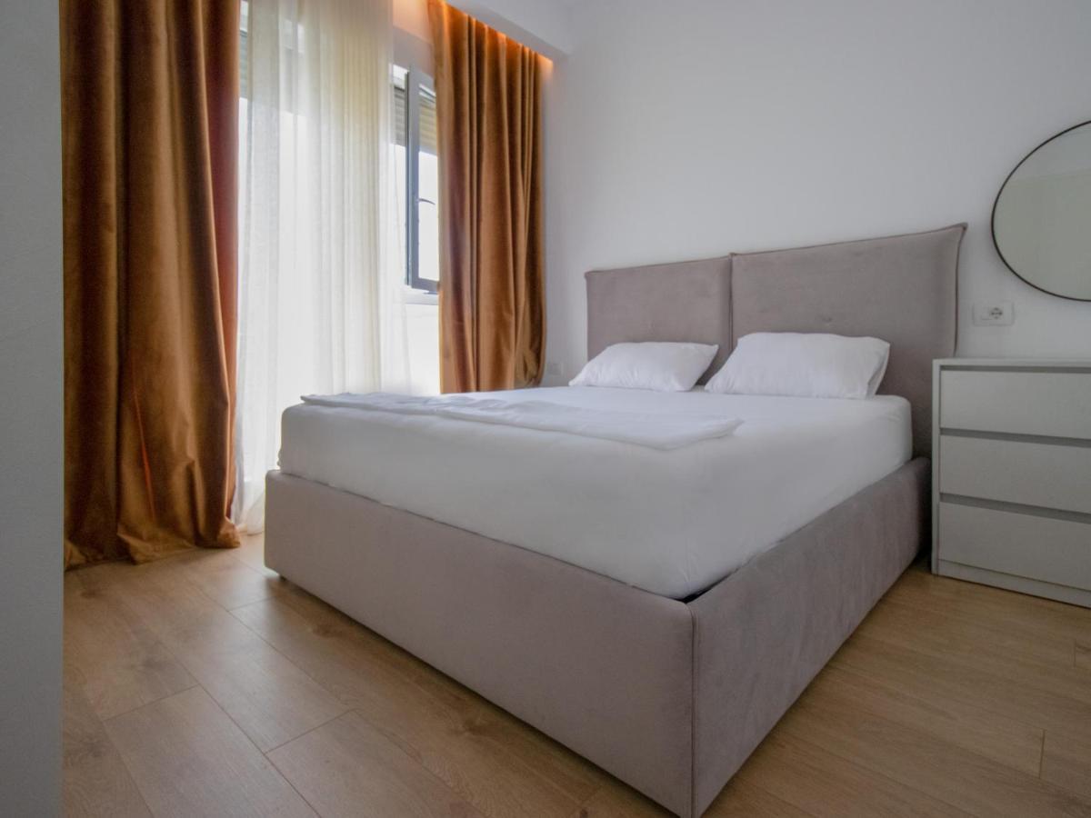 Luxury Rooftop 23 Tirana Exterior foto