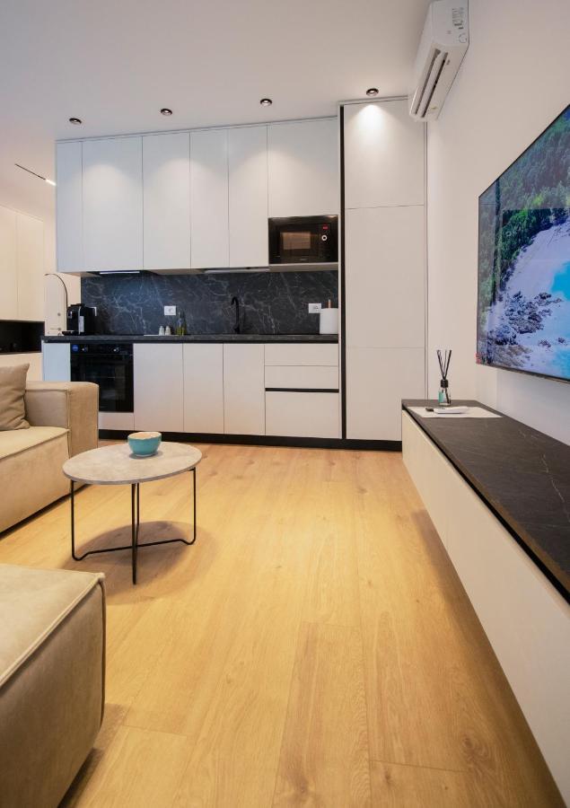 Luxury Rooftop 23 Tirana Exterior foto