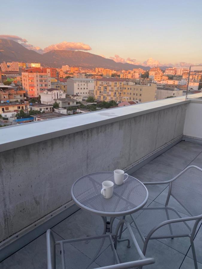 Luxury Rooftop 23 Tirana Exterior foto